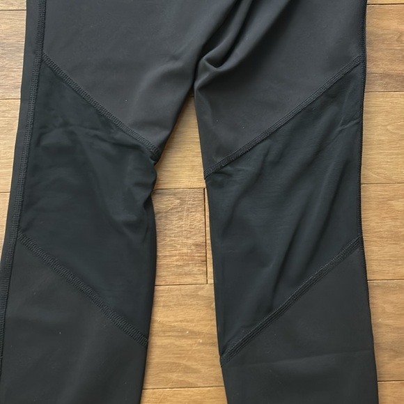 Old Navy PowerSoft Leggings Size S Petite Black NWOT! - Picture 5 of 6